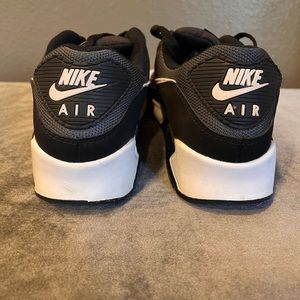 Men’s Nike Air Max used